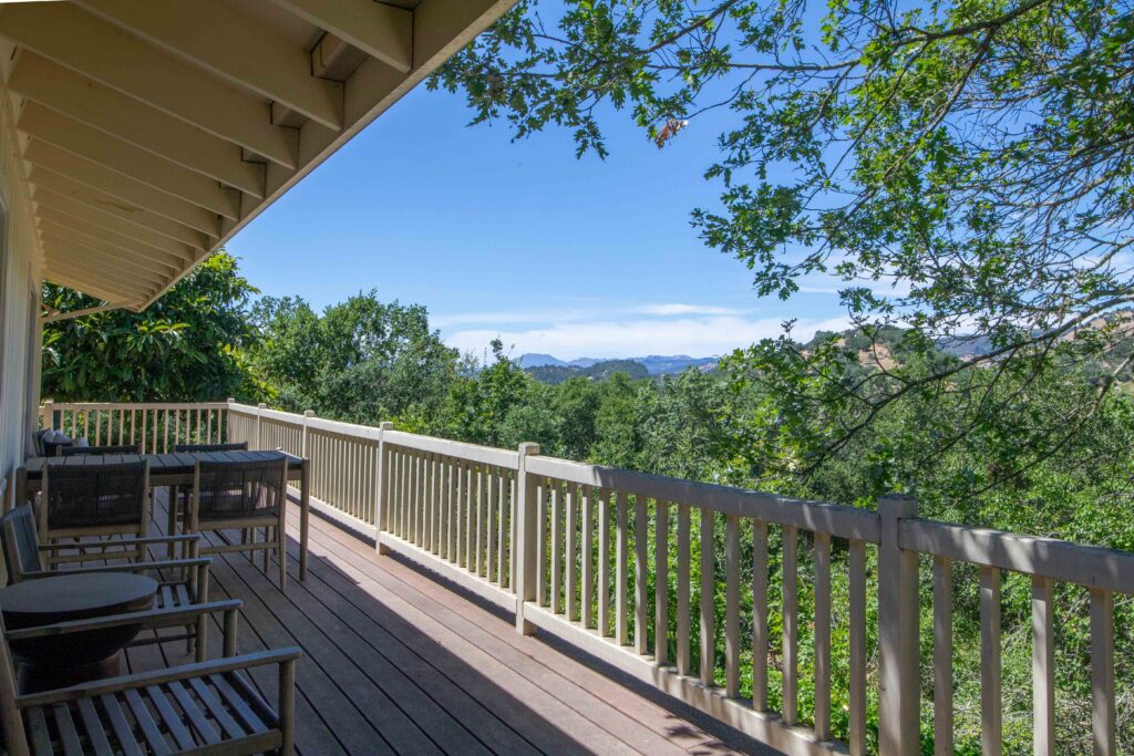 Silverado riverfront and guesthouse