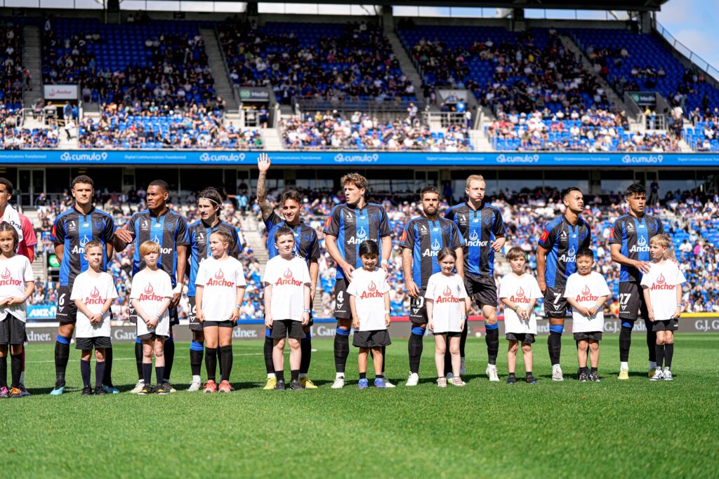 auckland v sydney